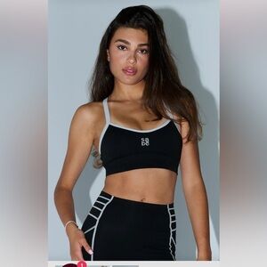 SABE brand new set top/bottoms small never worn